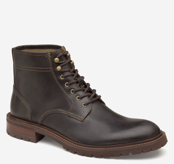 Clarkdale bud hotsell plain toe boot